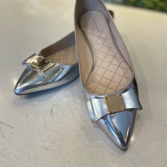 Cole Haan Silver Patent Leather size 9 - Picture 9 of 15